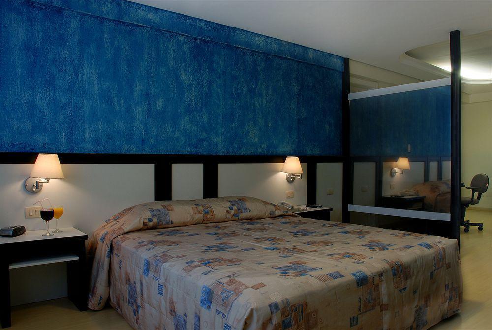 Master Premium Palace Porto Alegre Extérieur photo